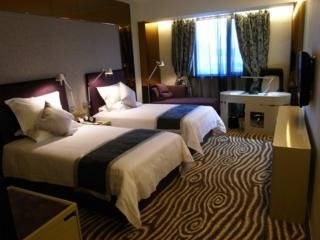 Imagen de la habitación del Hotel H Hotels. Foto 3