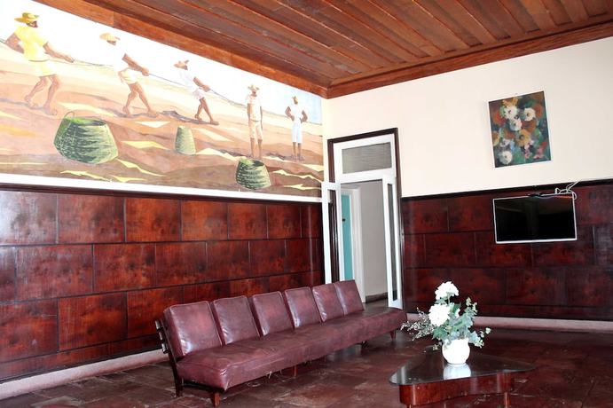 Imagen de los interiores del Hotel H Itanha&eacute;m. Foto 17