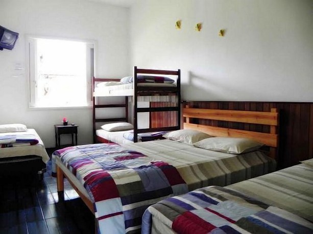 Imagen de la habitación del Hotel H Itanha&eacute;m. Foto 13