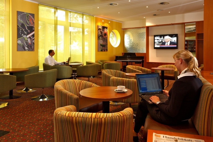 Imagen de los interiores del Hotel H+ Koeln Hurth. Foto 7