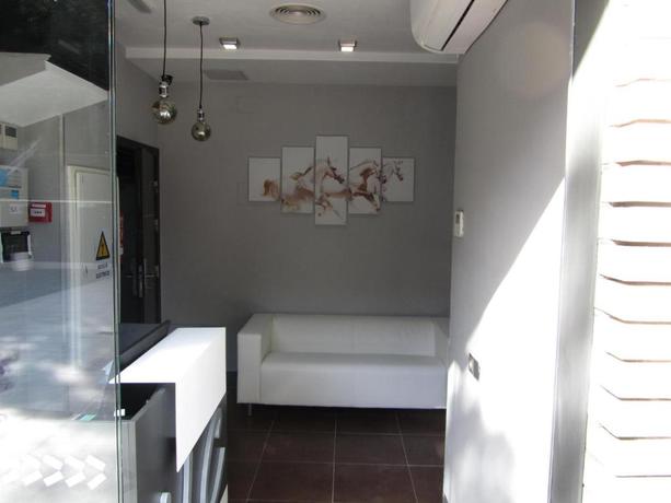 Imagen de los interiores del Hotel H La Cabaña. Foto 5