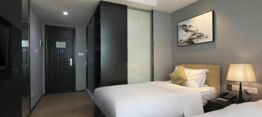 Imagen de la habitación del Hotel H Life Hotel. Foto 7