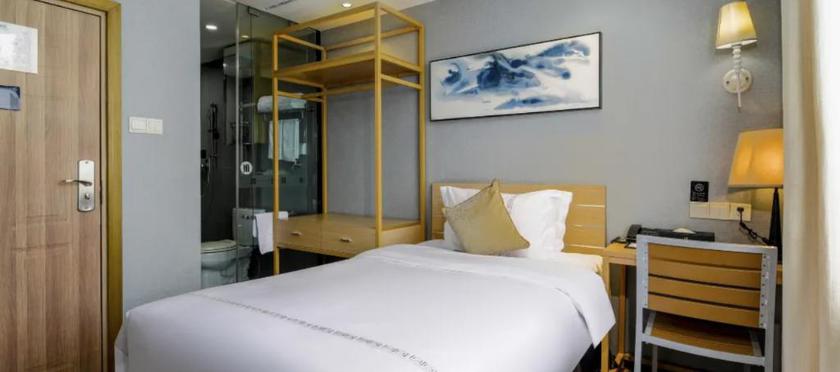 Imagen de la habitación del Hotel H Life Hotel. Foto 12