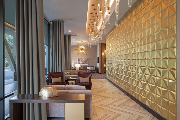 Imagen de los interiores del Hotel H Los Angeles, Curio Collection By Hilton. Foto 18