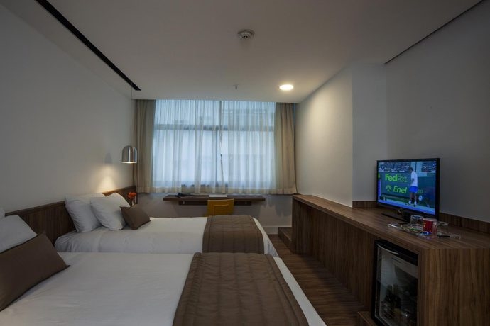 Imagen de la habitación del Hotel H Niteroi. Foto 3