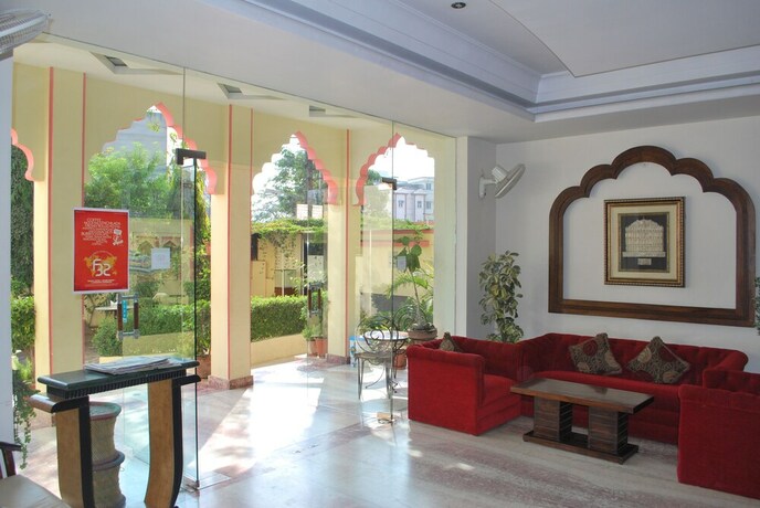 Imagen de los interiores del Hotel H R Palace. Foto 36
