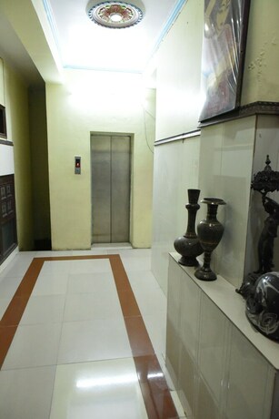 Imagen de los interiores del Hotel H R Palace. Foto 39