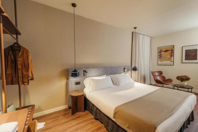 Imagen de la habitación del Hotel H Regas. Foto 4