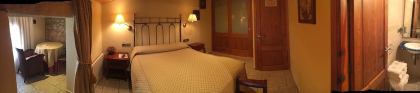 Imagen de la habitación del Hotel H Rural Casa Anna. Foto 7