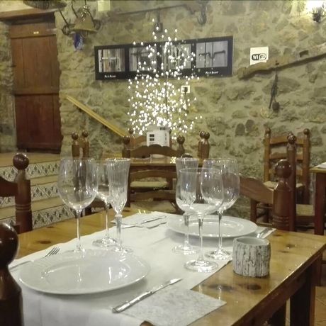 Imagen del bar/restaurante del Hotel H Rural Casa Anna. Foto 3