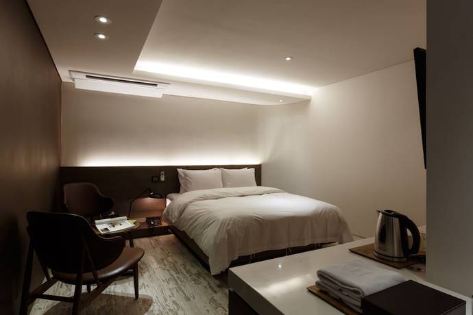 Imagen de la habitación del Hotel H Seocho. Foto 2