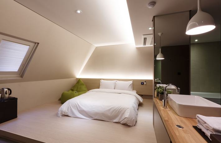 Imagen de la habitación del Hotel H Seocho. Foto 14
