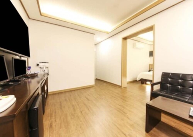 Imagen de la habitación del Hotel H Ulsan. Foto 6