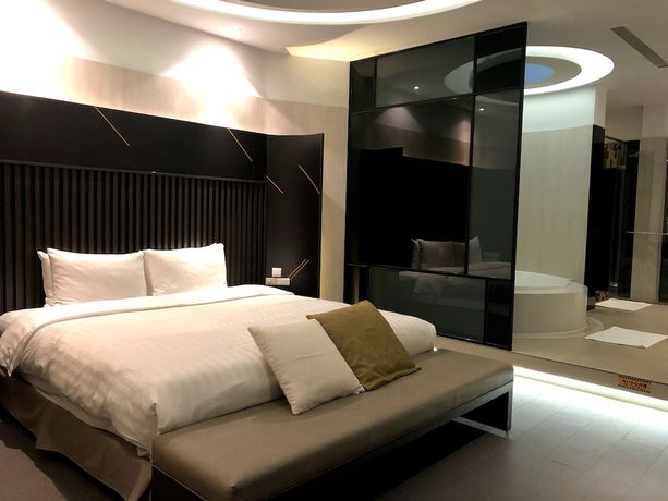 Imagen de la habitación del Hotel H Villa. Foto 17