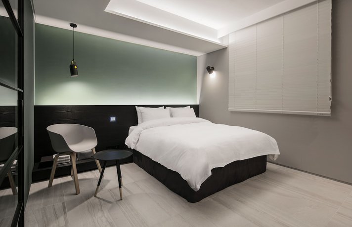 Imagen de la habitación del Hotel H Wangsimni. Foto 9