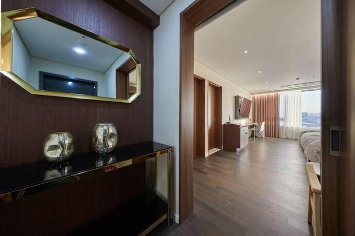 Imagen de la habitación del Hotel H1. Foto 37