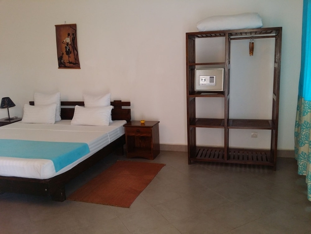 Imagen de la habitación del Hotel H1 Isalo. Foto 7