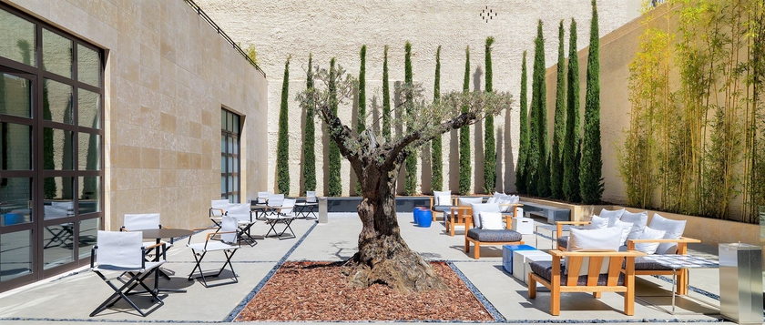 Imagen de los exteriores del Hotel H10 Art Gallery. Foto 12