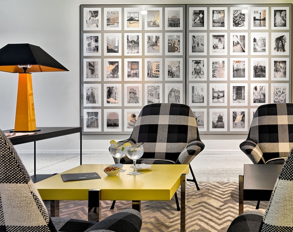 Imagen de los interiores del Hotel H10 Art Gallery. Foto 15