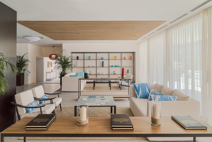 Imagen de los interiores del Hotel H10 Casa Del Mar. Foto 9