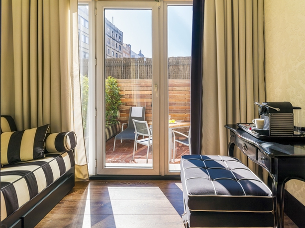 Imagen de la habitación del Hotel H10 Catalunya Plaza Boutique. Foto 5