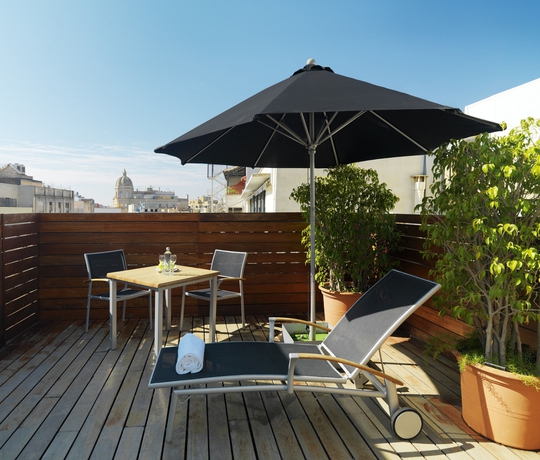 Imagen de la habitación del Hotel H10 Catalunya Plaza Boutique. Foto 9