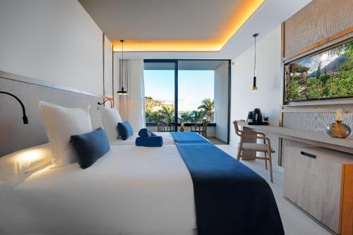 Imagen general del Hotel H10 Costa Mogán. Foto 5