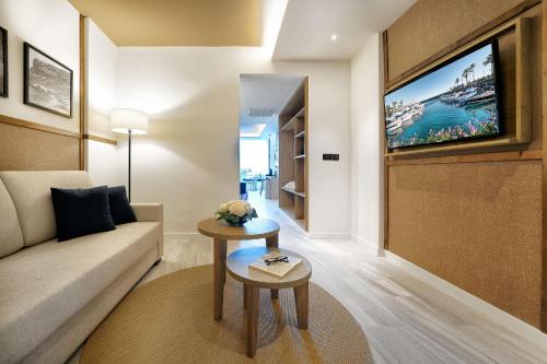 Imagen general del Hotel H10 Costa Mogán. Foto 10