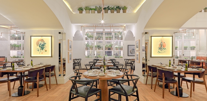 Imagen del bar/restaurante del Hotel H10 Cubik. Foto 7