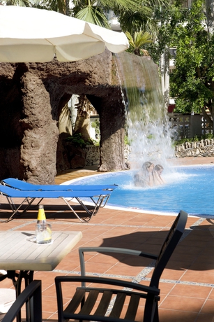 Imagen de la piscina del Hotel H10 Delfín - Adults Only. Foto 16
