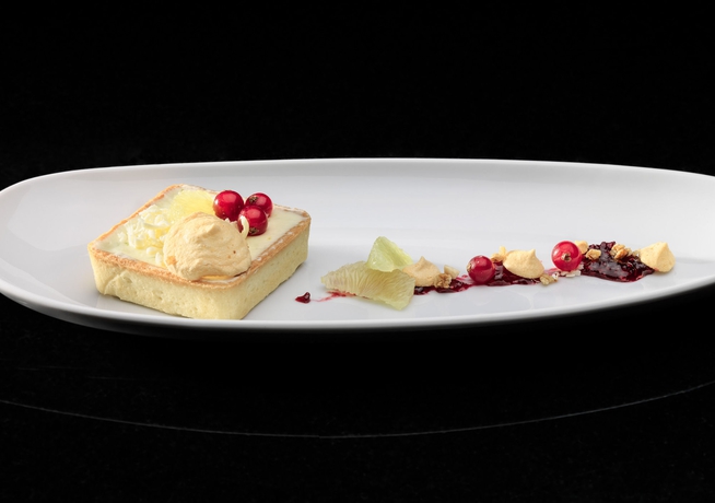 Imagen del bar/restaurante del Hotel H10 Duque De Loulé. Foto 6