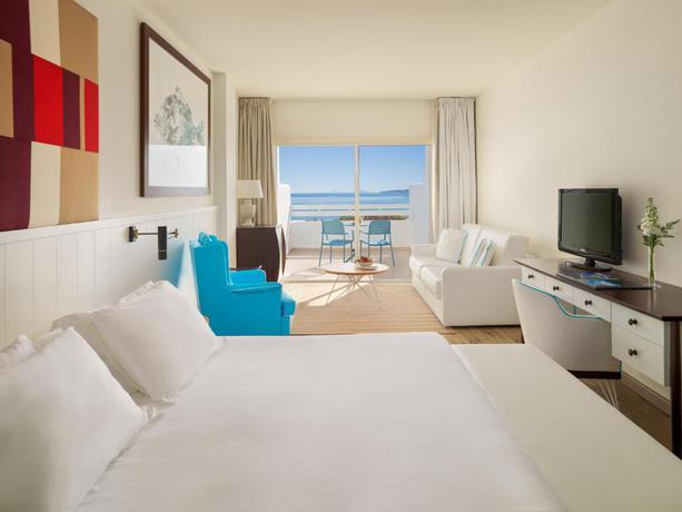 Imagen de la habitación del Hotel H10 Estepona Palace. Foto 8