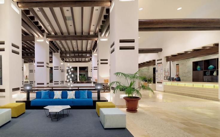 Imagen de los interiores del Hotel H10 Estepona Palace. Foto 17