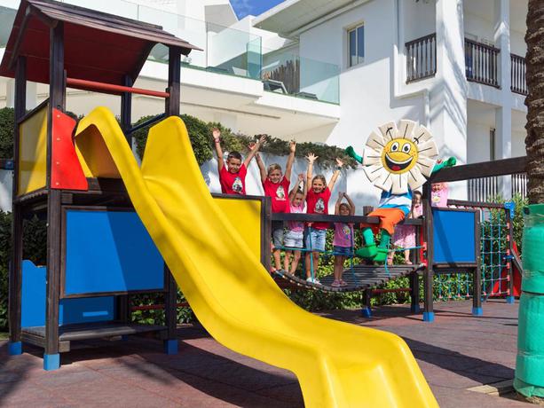 Imagen general del Hotel H10 Estepona Palace. Foto 6