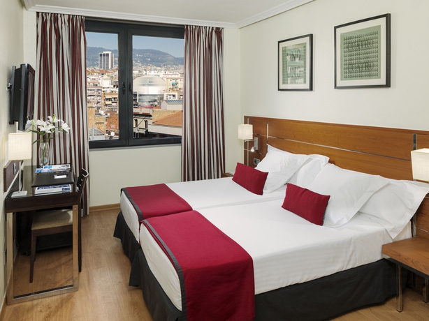 Imagen de la habitación del Hotel H10 Itaca. Foto 3