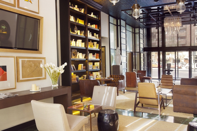 Imagen de los interiores del Hotel H10 Itaca. Foto 10