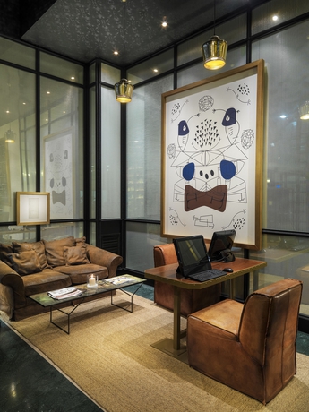 Imagen de los interiores del Hotel H10 Itaca. Foto 11