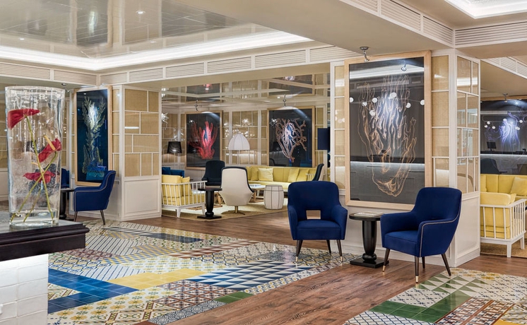 Imagen de los interiores del Hotel H10 Las Palmeras. Foto 15