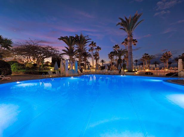 Imagen general del Hotel H10 Las Palmeras. Foto 8