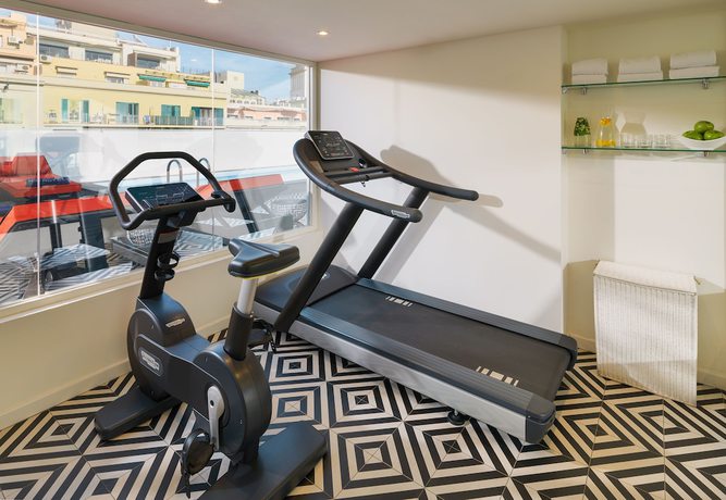 Imagen de los interiores del Hotel H10 Metropolitan. Foto 19