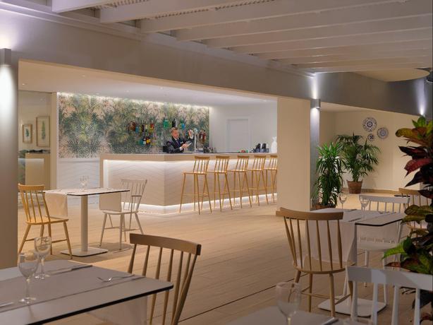 Imagen de los interiores del Hotel H10 Ocean Dunas - Adults Only. Foto 14