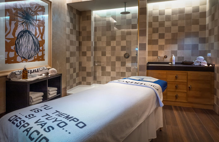 Imagen general del Hotel H10 Porto Poniente. Foto 3