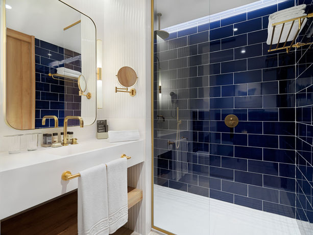 Imagen general del Hotel H10 Porto Poniente. Foto 6