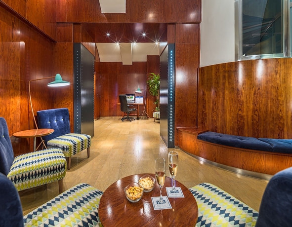 Imagen de los interiores del Hotel H10 Rac&oacute; del Pi Boutique Hotel. Foto 18