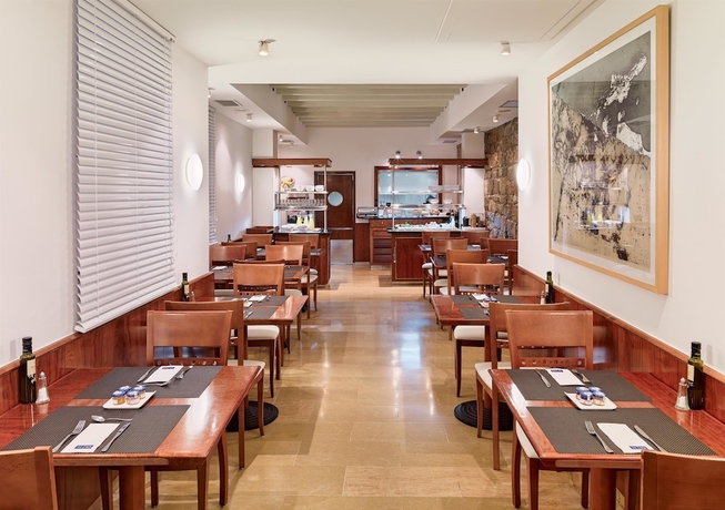 Imagen del bar/restaurante del Hotel H10 Rac&oacute; del Pi Boutique Hotel. Foto 4