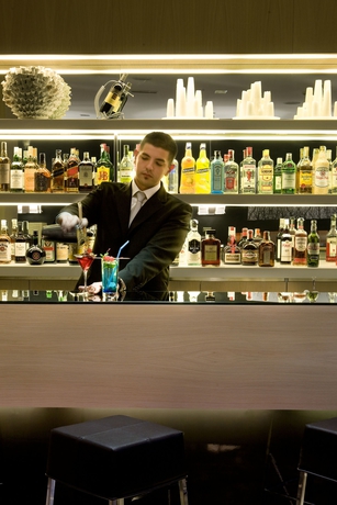 Imagen de los interiores del Hotel H10 Roma Citta. Foto 13