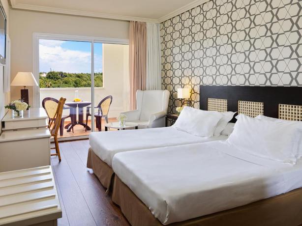 Imagen de la habitación del Hotel H10 Salauris Palace. Foto 3