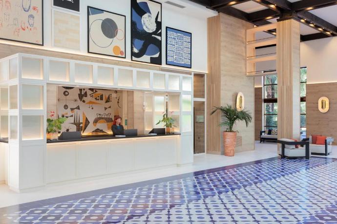 Imagen de los interiores del Hotel H10 Salauris Palace. Foto 9