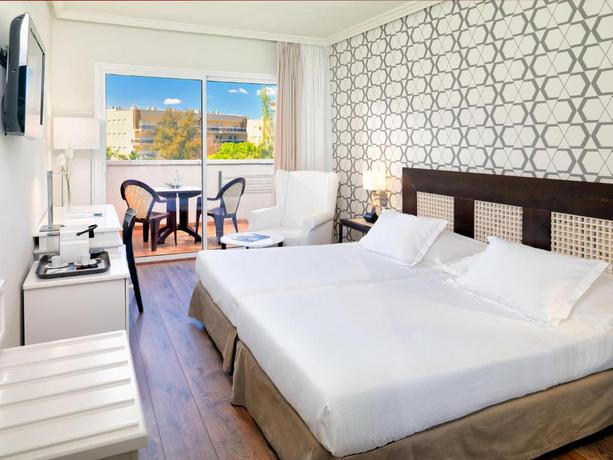 Imagen de la habitación del Hotel H10 Salauris Palace. Foto 5