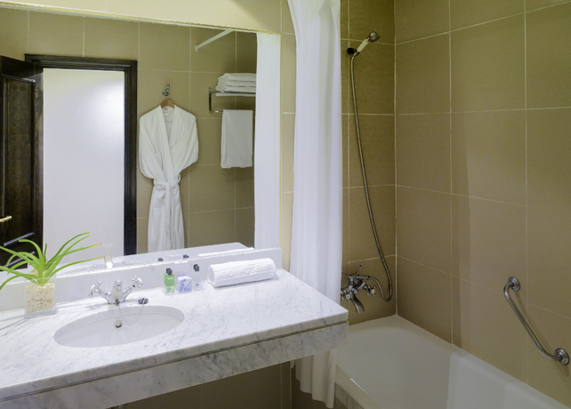 Imagen general del Hotel H10 Taburiente Playa. Foto 25